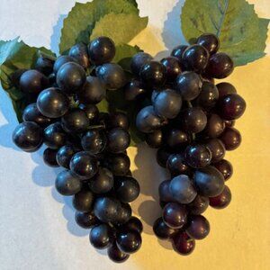 Grapes Rubber Vintage Dark Purple Clusters Decorative Realistic Set of 2